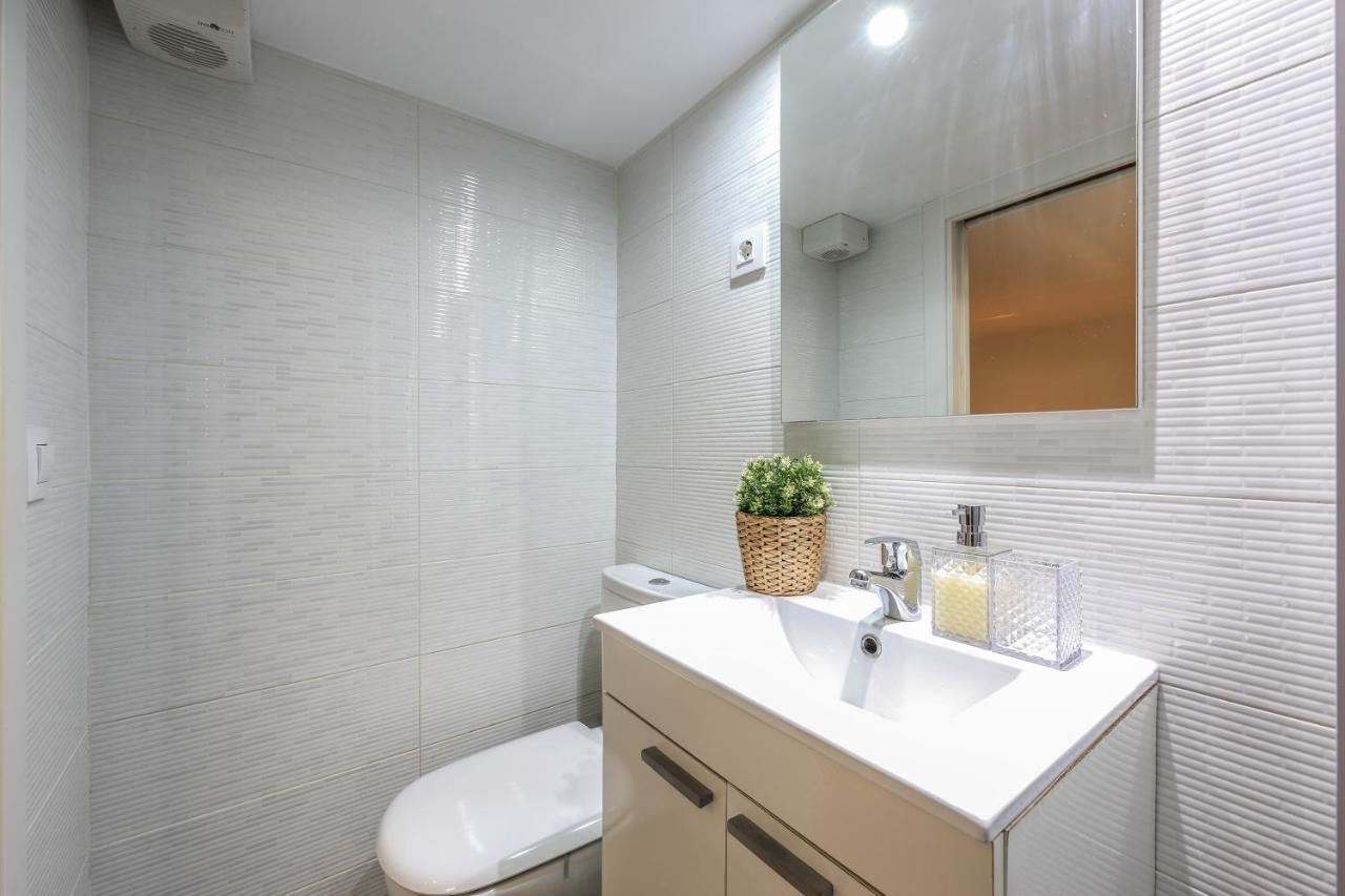 Discover Madrid From Our Cozy Studio Екстер'єр фото